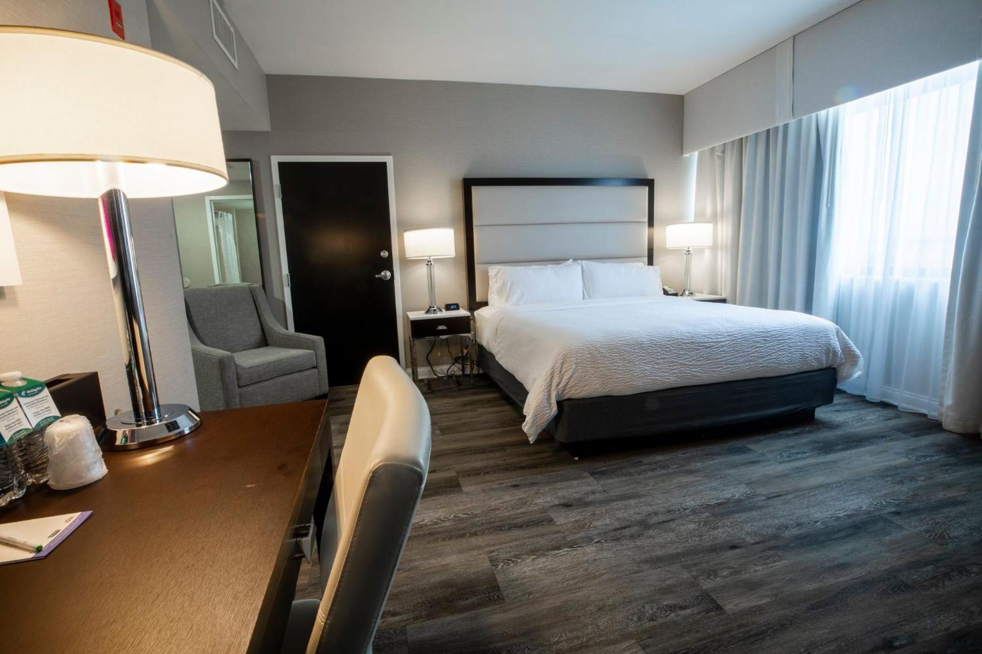 Holiday Inn Wilmington By Ihg Gurneyville Exterior foto