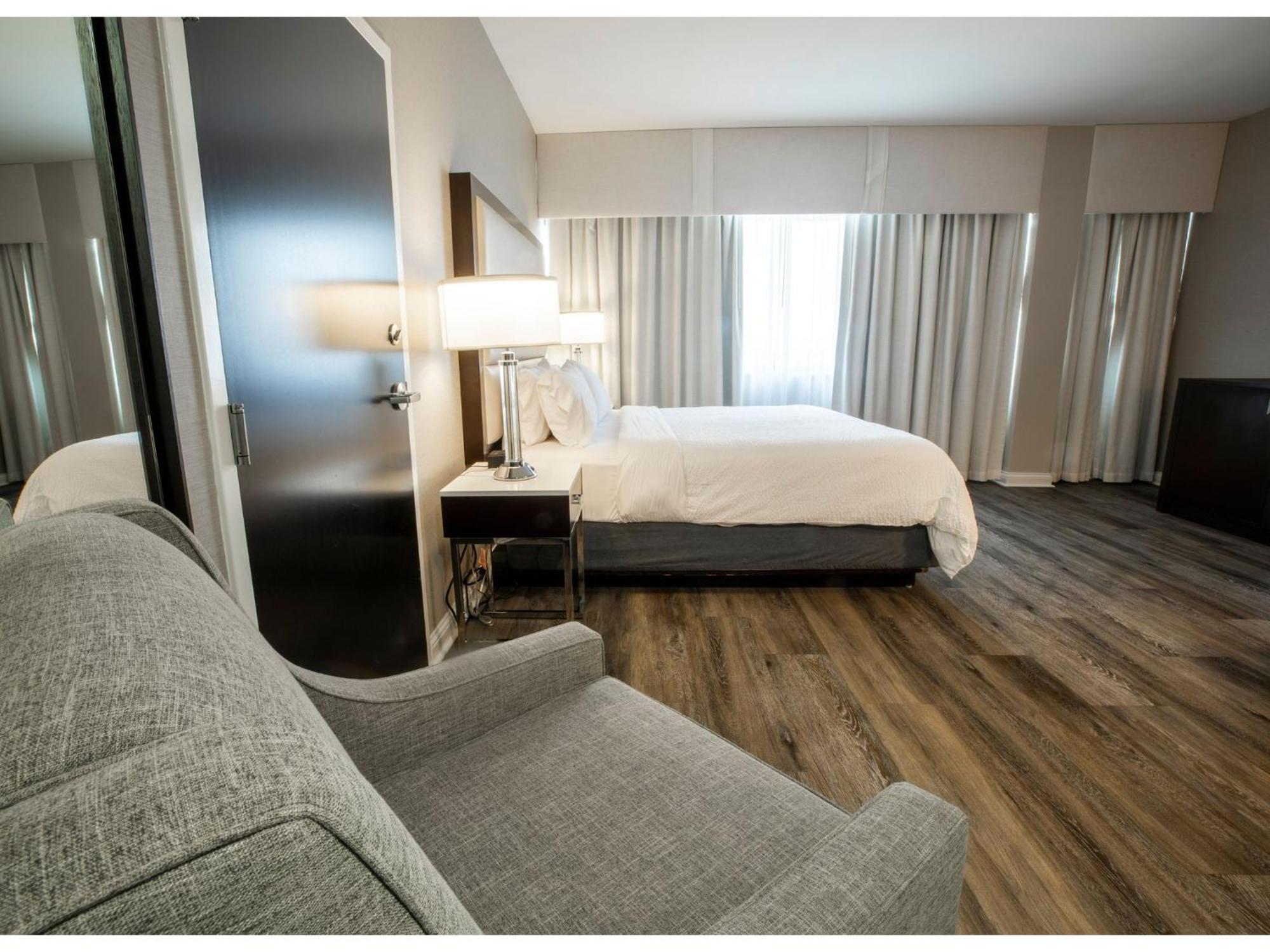 Holiday Inn Wilmington By Ihg Gurneyville Exterior foto